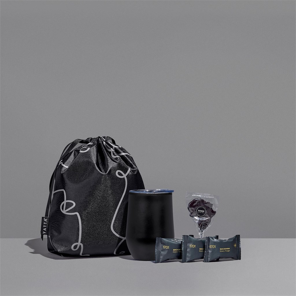 Yatta Snug Surprise Hamper - Image 2
