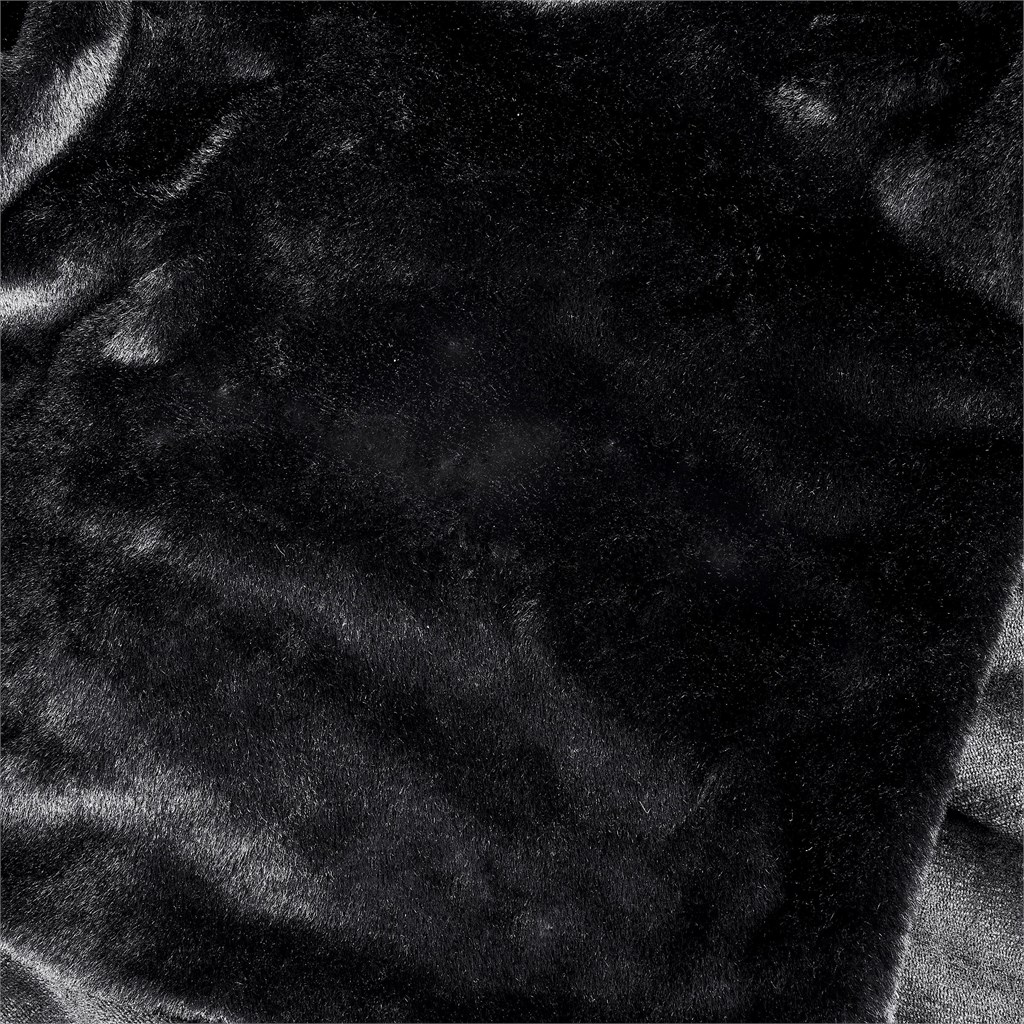 Alex Varga Palazzo Faux Fur Fleece Blanket - Image 2